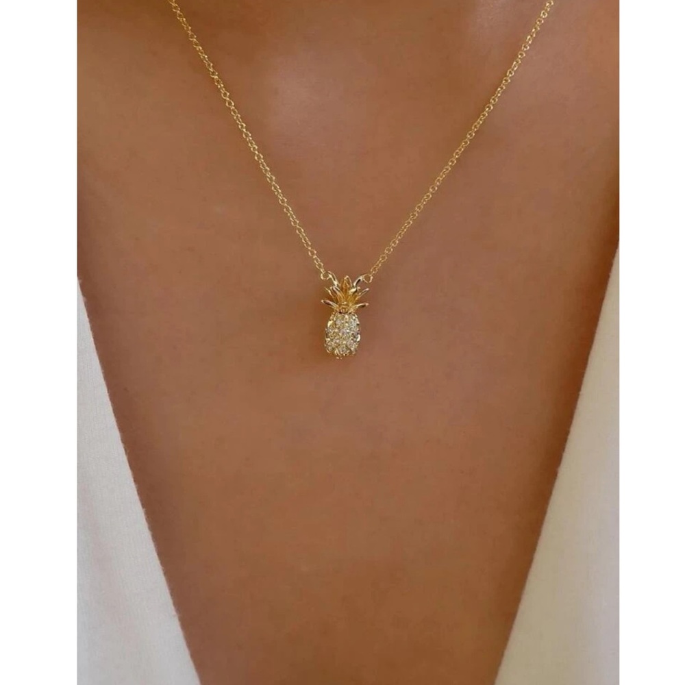 Pineapppe Pendant Necklace
